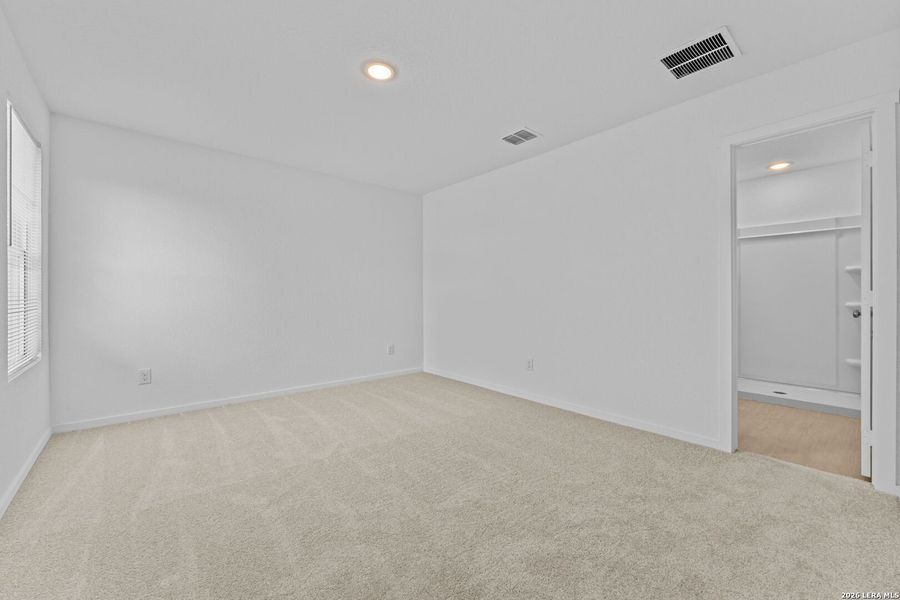 Spacious, unfurnished interior of a new home in Hidden Oasis, San Antonio (Image 17). Spacious, unfurnished interior of a new home in Hidden Oasis, San Antonio (Image 17).