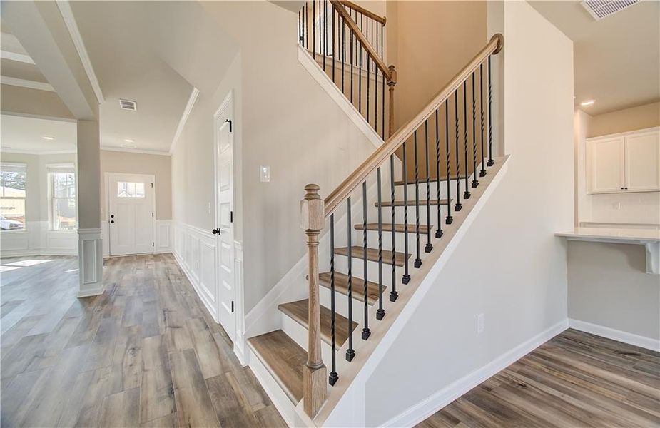 Spacious, unfurnished interior of a new home in Berkeley Lakes, Locust Grove (Image 22).