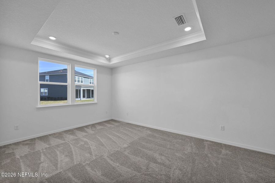 Spacious, unfurnished interior of a new home in Hyland Trail, Green Cove Springs (Image 18).