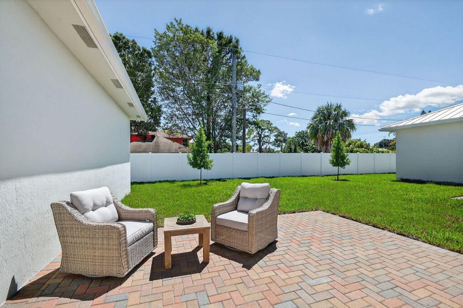 Front exterior of a new home in , Jupiter, FL, highlighting curb appeal (Image 28).