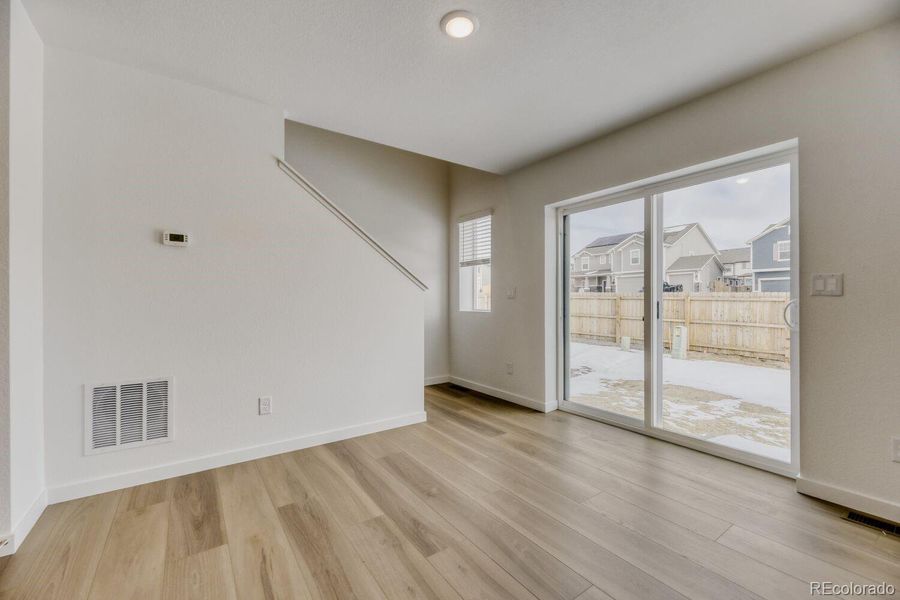 Spacious, unfurnished interior of a new home in Copper Chase, Colorado Springs (Image 8).