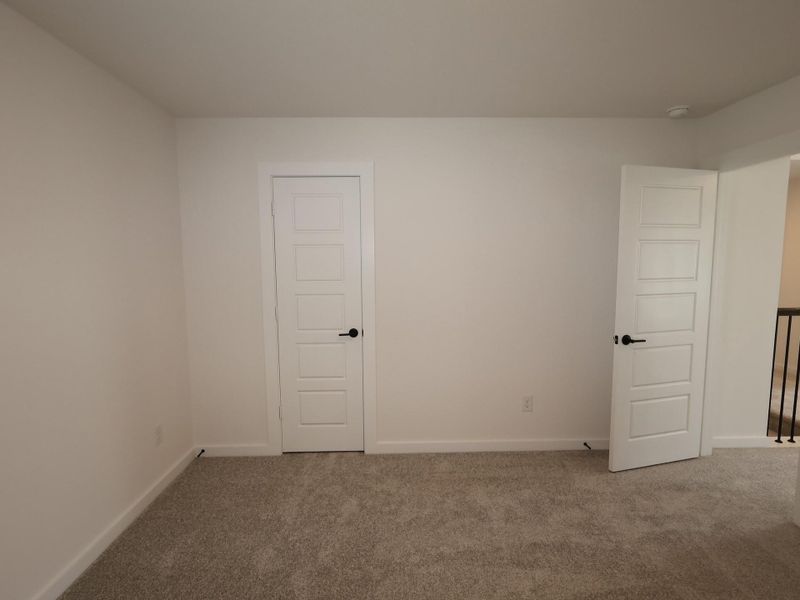 Spacious, unfurnished interior of a new home in Miller's Pond, Rosenberg (Image 20). Spacious, unfurnished interior of a new home in Miller's Pond, Rosenberg (Image 20).