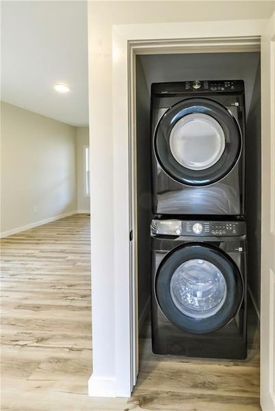 Close-up of interior finishes inside a home in , Carrollton (Image 12).
