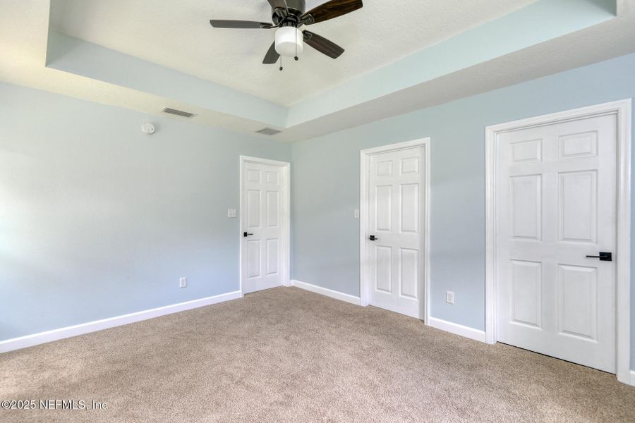 Spacious, unfurnished interior of a new home in , Palatka (Image 13).