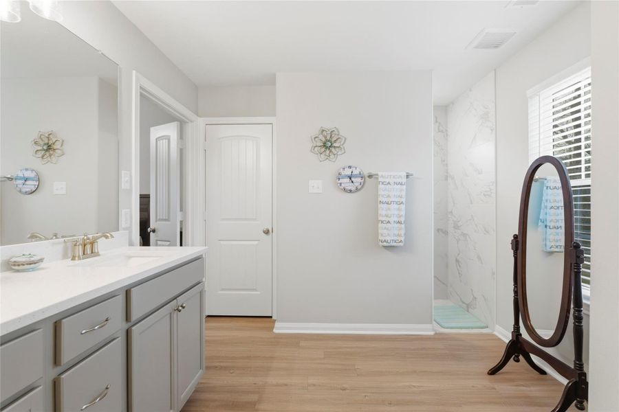 Furnished interior view inside a new home in , Dayton (Image 17).
