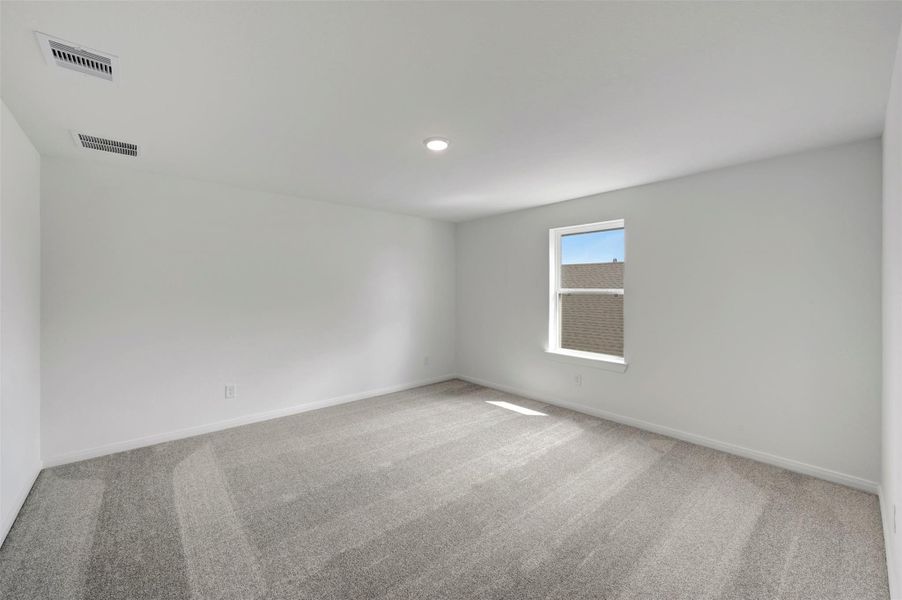 Spacious, unfurnished interior of a new home in Jubilee - Reserve Collection, Hockley (Image 13).