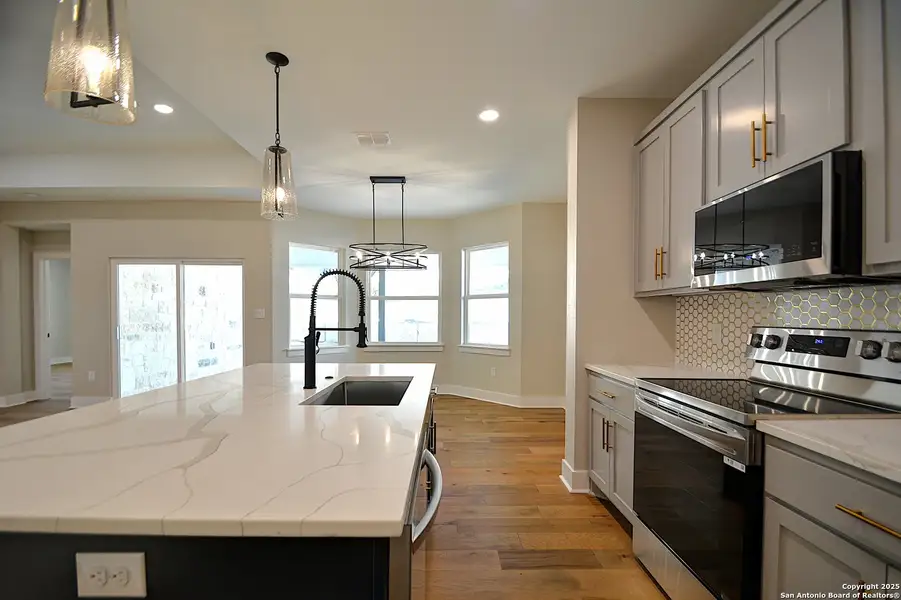 Furnished interior view inside a new home in , Kerrville (Image 4).