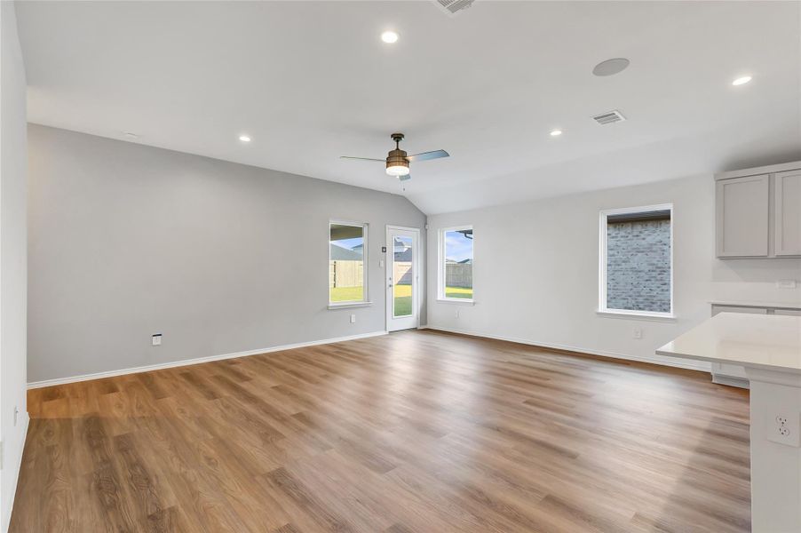 Spacious, unfurnished interior of a new home in River Ranch Trails, Dayton (Image 27). Spacious, unfurnished interior of a new home in River Ranch Trails, Dayton (Image 27).