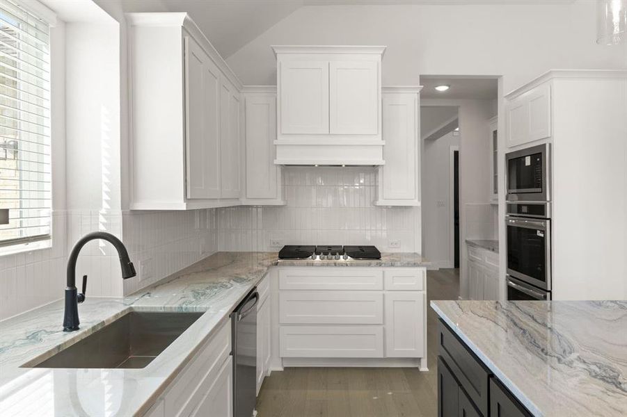 Furnished interior view inside a new home in Woodcreek, Rockwall (Image 4).