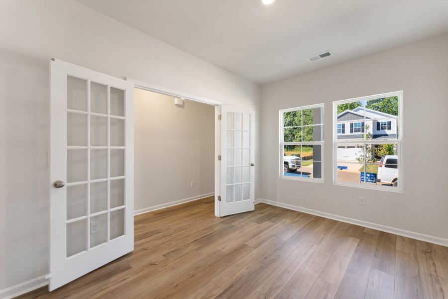 Spacious, unfurnished interior of a new home in Richmond Hill, Inman (Image 13). Spacious, unfurnished interior of a new home in Richmond Hill, Inman (Image 13).