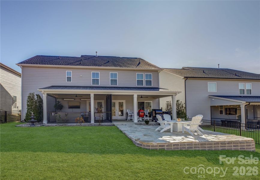 Exterior details and patio area of a home in Lakeside Glen, York (Image 28).