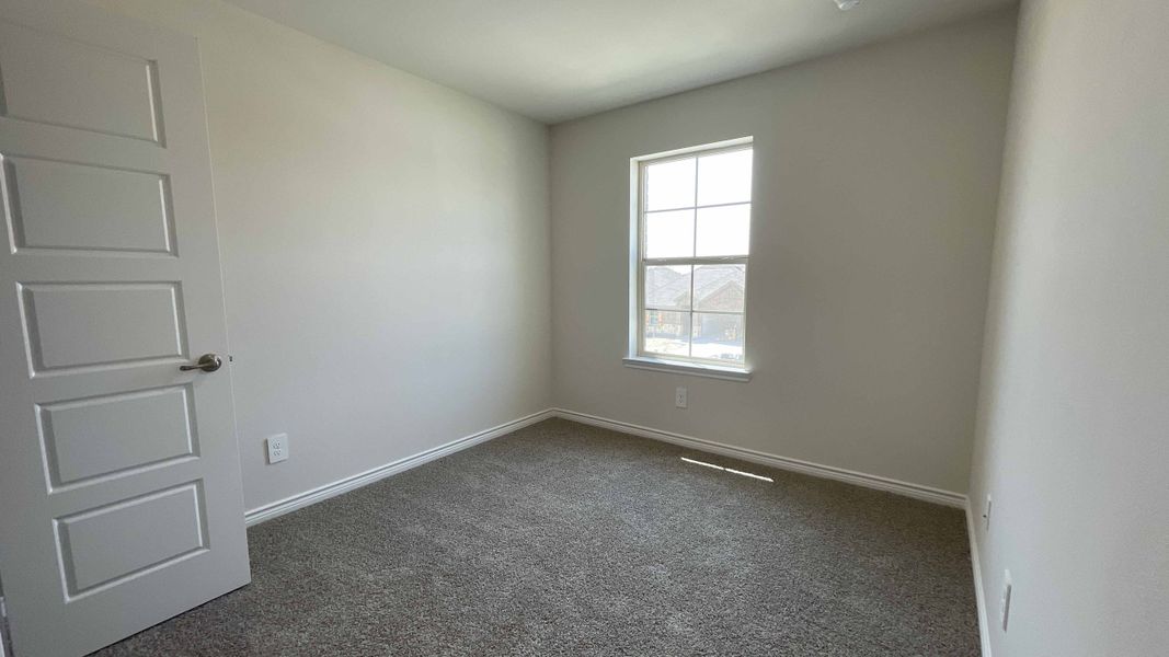 Spacious, unfurnished interior of a new home in Elevon, Lavon (Image 11).