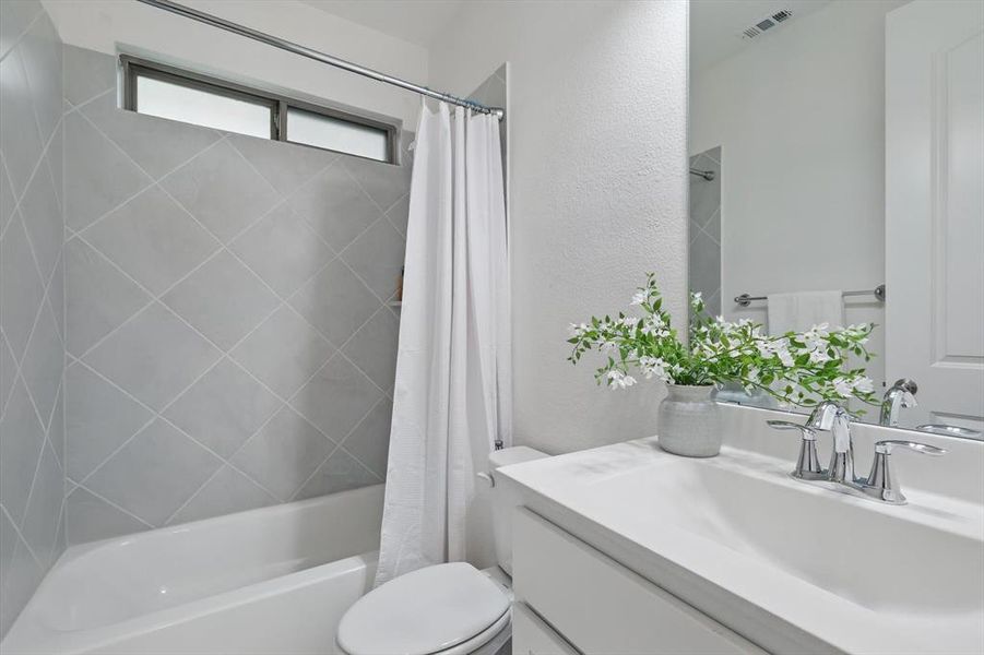 Downstairs Bathroom 2