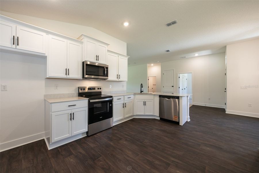 Furnished interior view inside a new home in Palm Coast, Palm Coast (Image 7).
