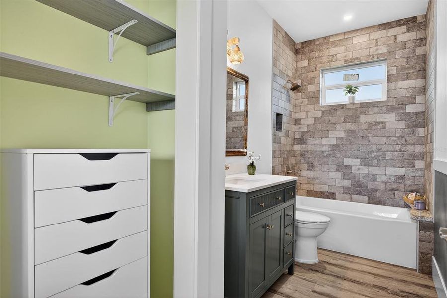 Furnished interior view inside a new home in , Port Charlotte (Image 16).