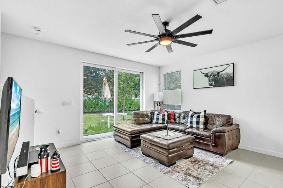 Furnished interior view inside a new home in , Port St. Lucie (Image 9).