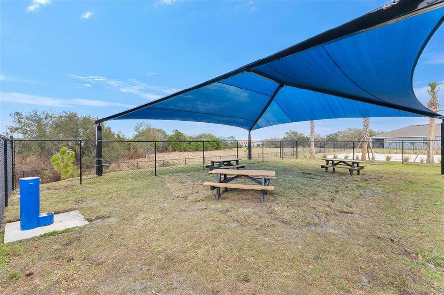 Community amenities in Preston Cove, St. Cloud (Image 32).