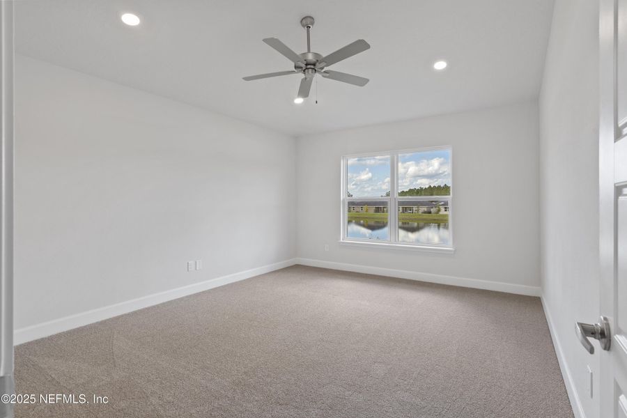Spacious, unfurnished interior of a new home in Shadow Crest at Rolling Hills, Green Cove Springs (Image 12).