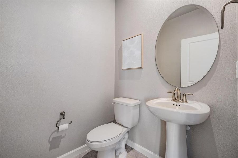 Furnished interior view inside a new home in , Lutz (Image 34).