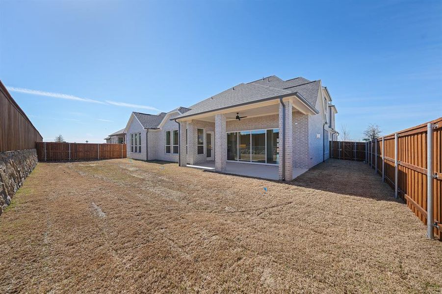Exterior details and patio area of a home in , Prosper (Image 4).