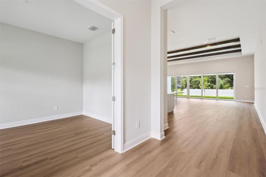 Image 35 of a home in Crestwood Estates.