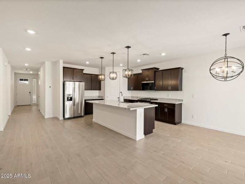 37-IMG_0182 37-IMG_0182