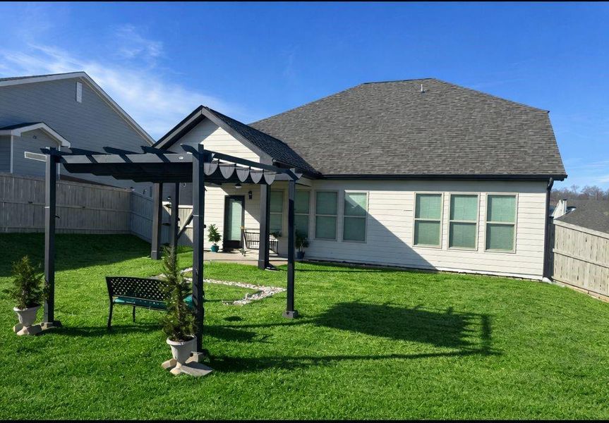 Exterior details and patio area of a home in , Homer (Image 34).