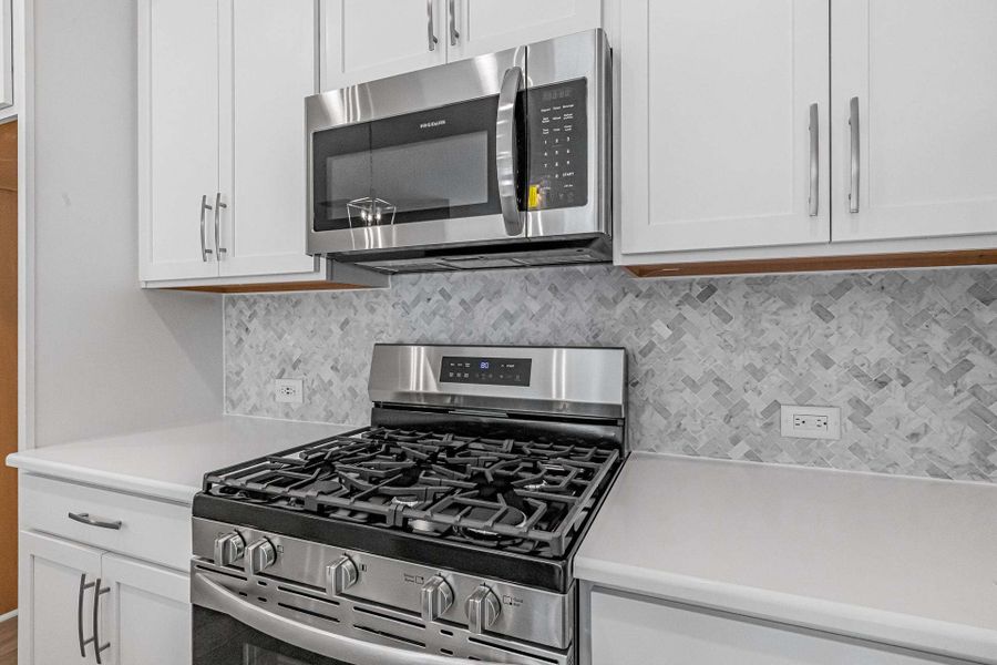 Image 131 representing the Weymouth by Caviness & Cates Communities in Bartlett Manor, Youngsville, NC.