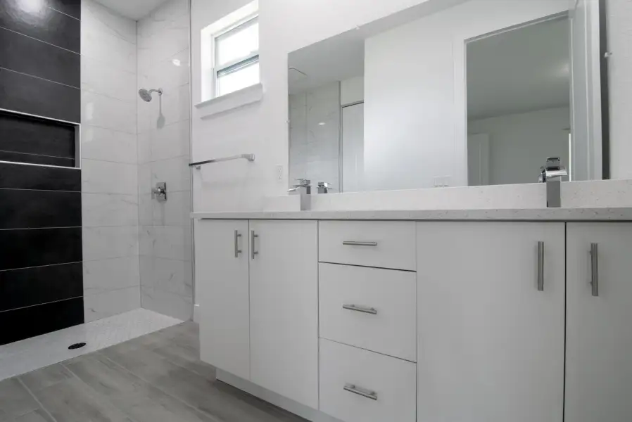 Modern Bathroom Vanity