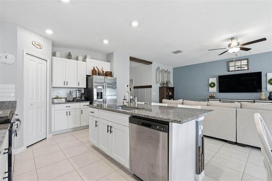 Furnished interior view inside a new home in Verano: The Estates, Spring Hill (Image 30). Furnished interior view inside a new home in Verano: The Estates, Spring Hill (Image 30).