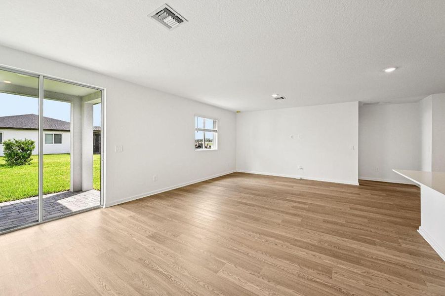 14301 SW New Dawn Rd (10)