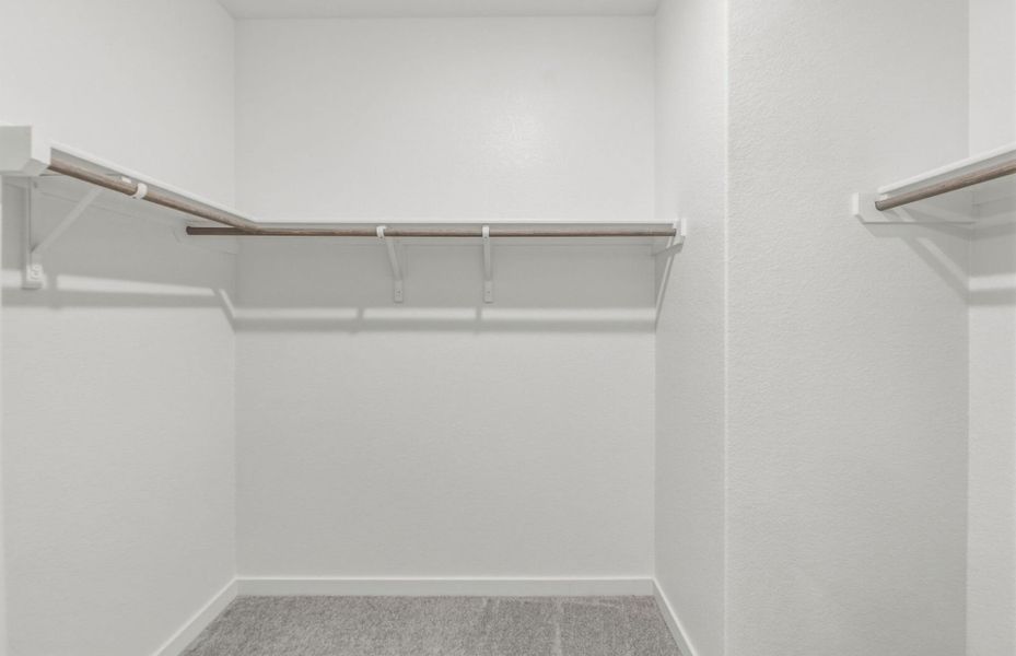 Spacious, unfurnished interior of a new home in County View, Temple (Image 35).