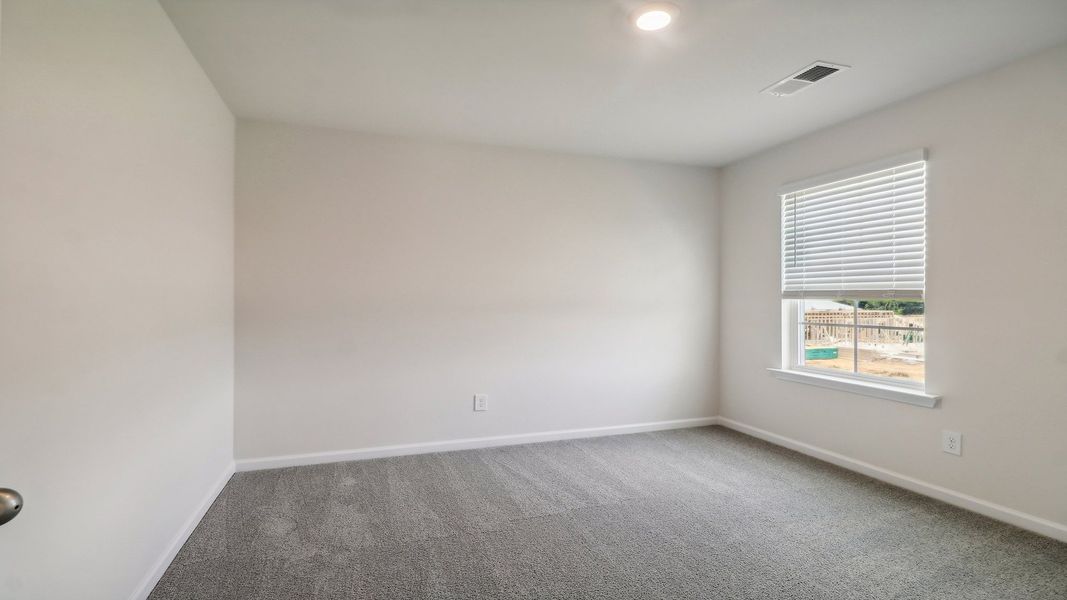 Representative unfurnished interior of a home built from the ROBIE by D.R. Horton in Gates Village, Lugoff (Image 23).