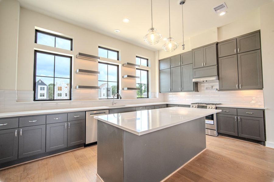 Image 22 of a home in Spring Valley Creek.