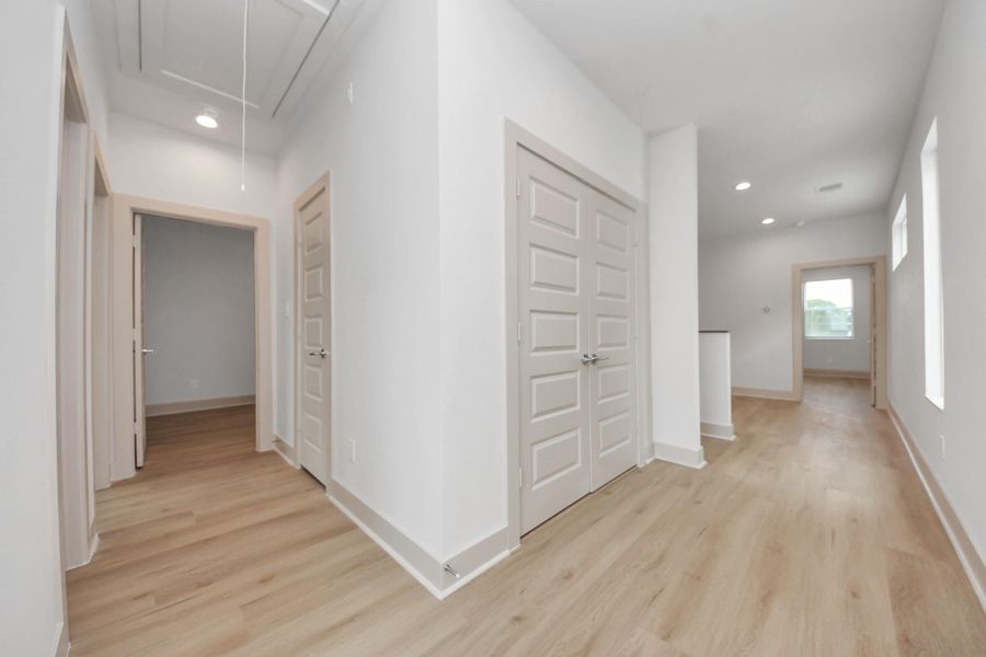 Spacious, unfurnished interior of a new home in Agua, Houston (Image 26). Spacious, unfurnished interior of a new home in Agua, Houston (Image 26).