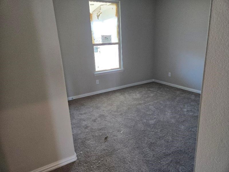 Spacious, unfurnished interior of a new home in Hillview Addition, Decatur (Image 7).