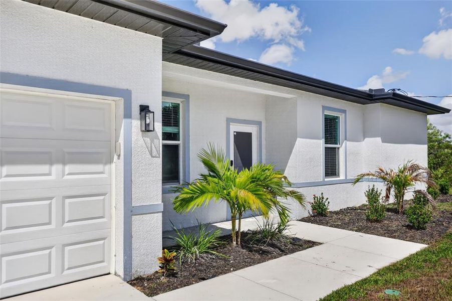 Exterior details and patio area of a home in , Port Charlotte (Image 3). Exterior details and patio area of a home in , Port Charlotte (Image 3).