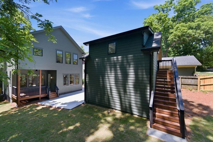 Exterior details and patio area of a home in , Atlanta (Image 28).