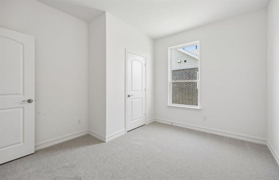 Secondary bedroom