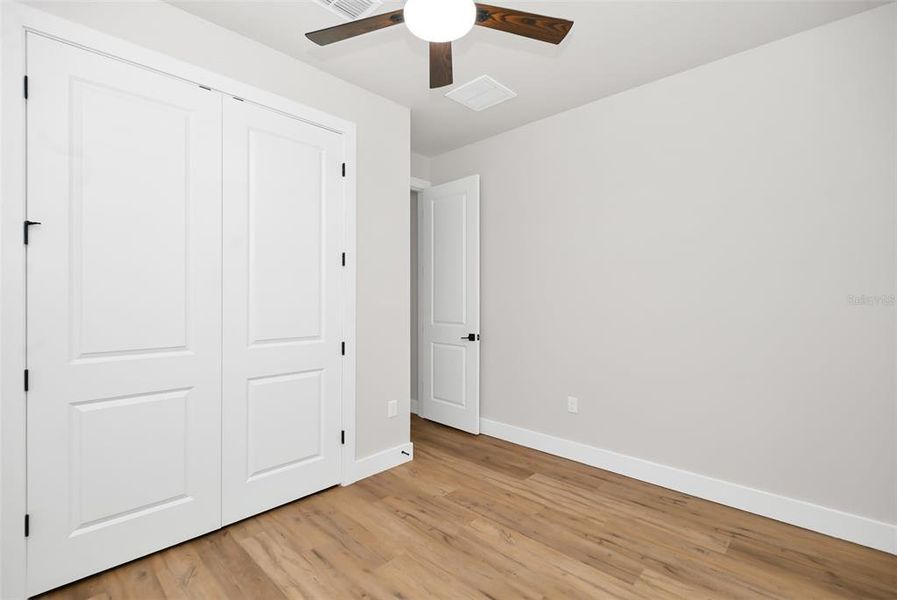 Spacious, unfurnished interior of a new home in , Dunnellon (Image 21).