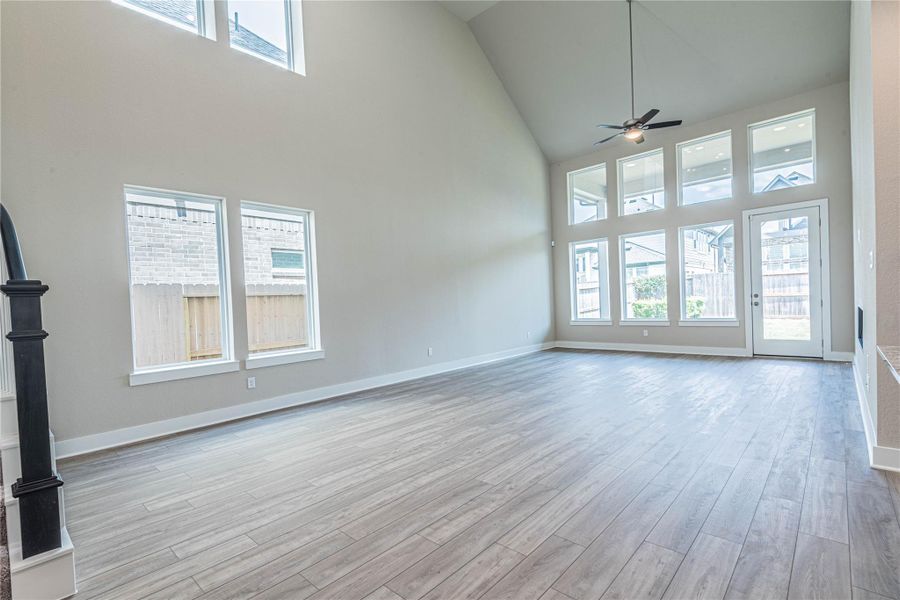 Spacious, unfurnished interior of a new home in , Fulshear (Image 19). Spacious, unfurnished interior of a new home in , Fulshear (Image 19).