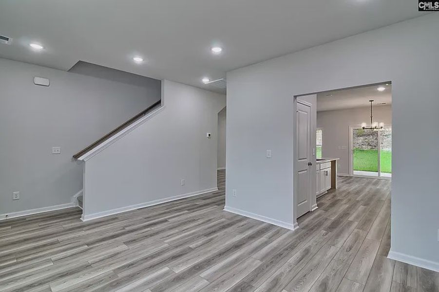 Spacious, unfurnished interior of a new home in Emanuel Creek, West Columbia (Image 17).