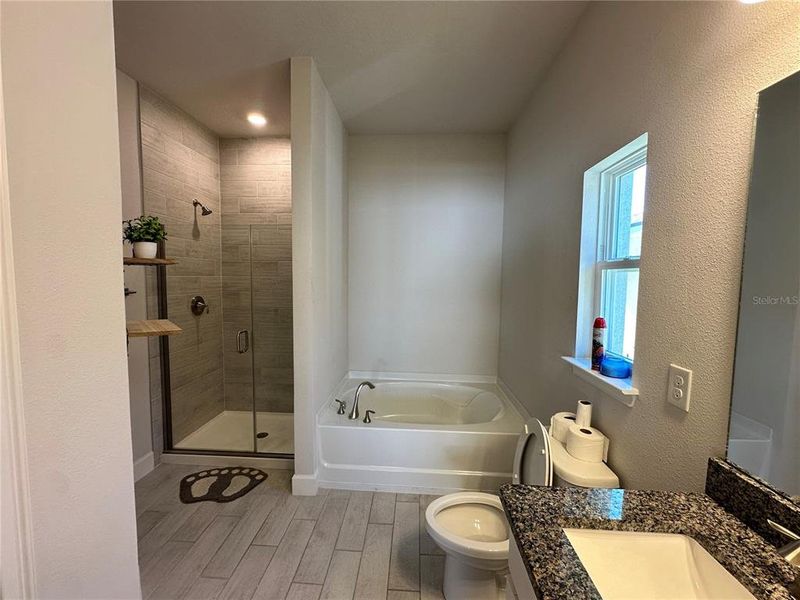 Furnished interior view inside a new home in Abbey Glen, Dade City (Image 30).