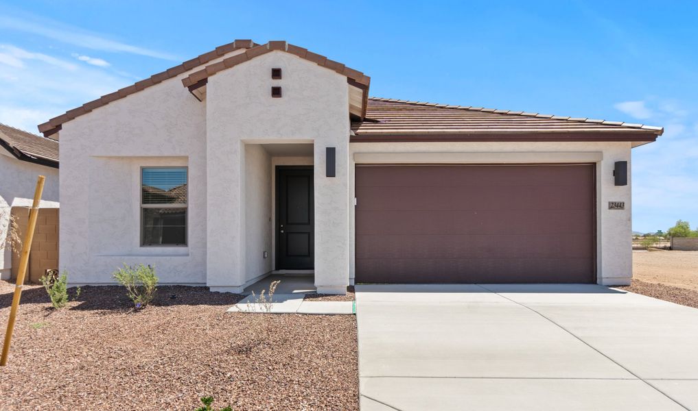 Clyde Spanish Modern UA