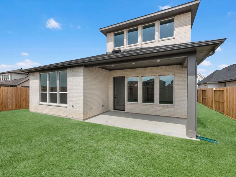 Exterior details and patio area of a home in Jubilee 50′, Hockley (Image 3).