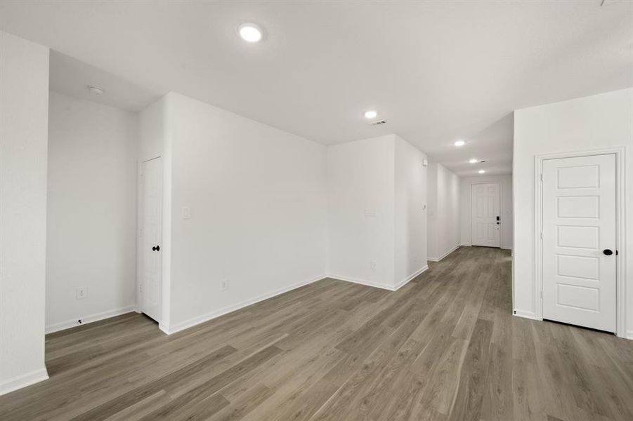 3132 Areca- Dining-1 3132 Areca- Dining-1