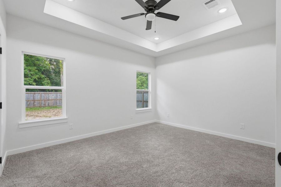 Spacious, unfurnished interior of a new home in , Conroe (Image 21). Spacious, unfurnished interior of a new home in , Conroe (Image 21).
