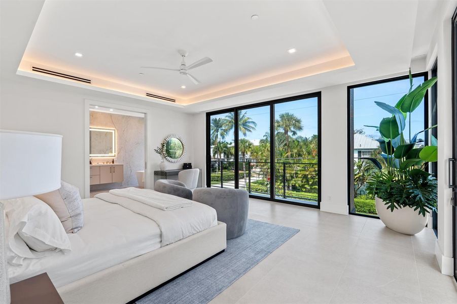 PRIMARY_BEDROOM_2_ANGLE_DT