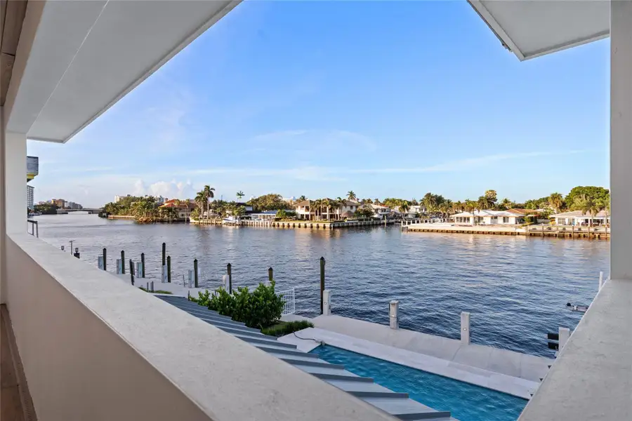 Exterior details and patio area of a home in , Pompano Beach (Image 1).