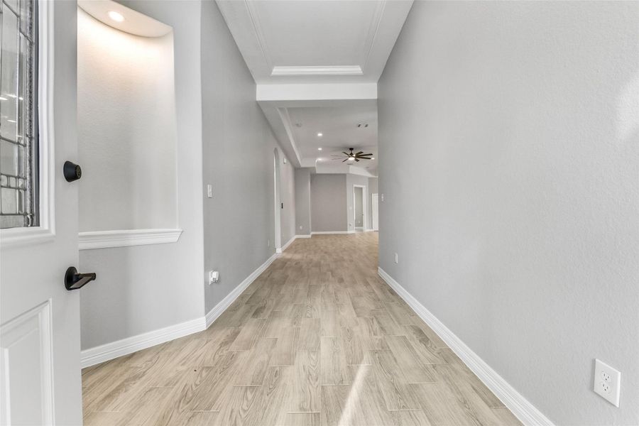 Spacious, unfurnished interior of a new home in , La Marque (Image 12).